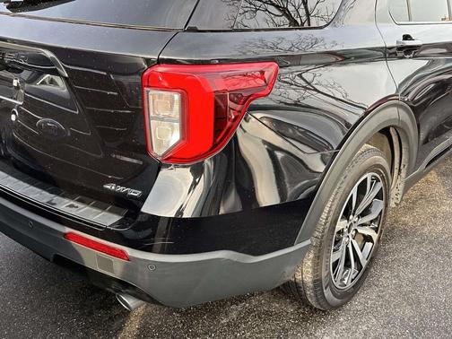 2022 Ford Explorer ST-Line