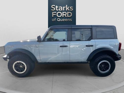 2022 Ford Bronco Black Diamond