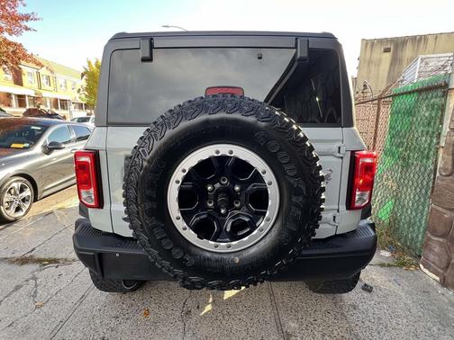 2022 Ford Bronco Black Diamond