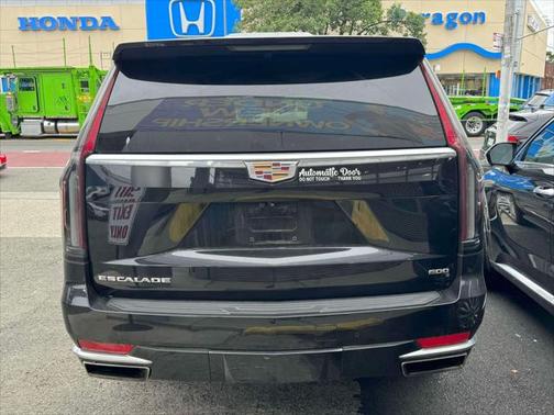 2023 Cadillac Escalade ESV Luxury