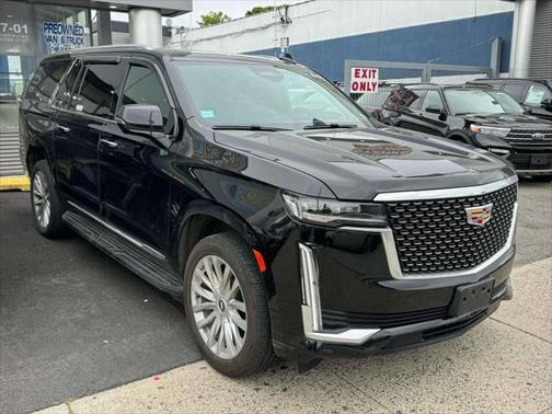 2023 Cadillac Escalade ESV Luxury
