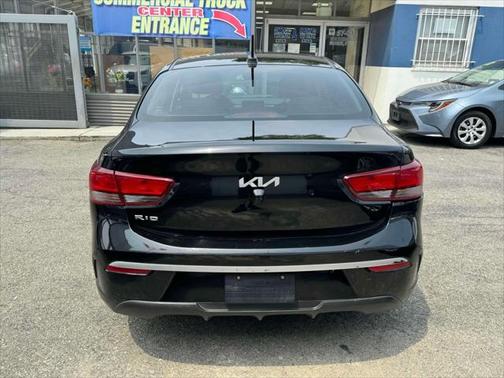 2022 Kia Rio LX