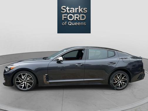 2022 Kia Stinger GT-Line