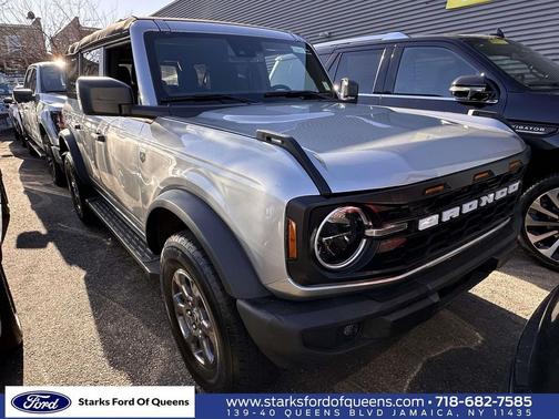 Iconic Silver Metallic 2023 Ford Bronco Big Bend