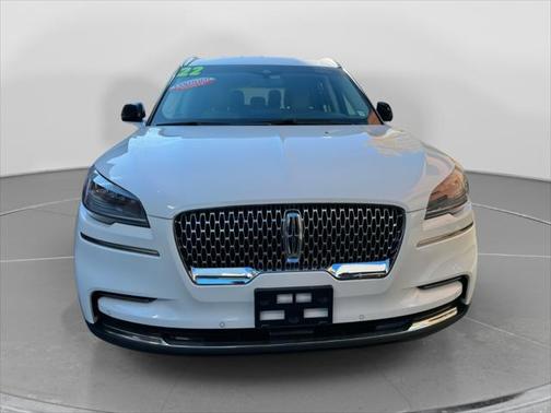 2022 Lincoln Aviator Standard AWD