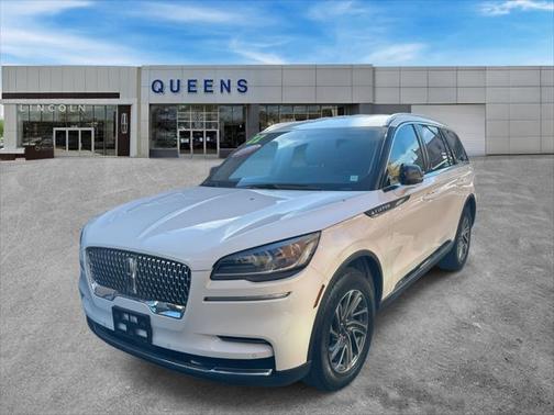 2022 Lincoln Aviator Standard AWD