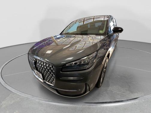 Asher Gray Metallic Clearcoat 2024 Lincoln Corsair Premiere