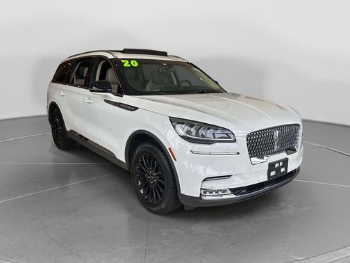 Pristine White Metallic Tri-Coat 2020 Lincoln Aviator Reserve AWD