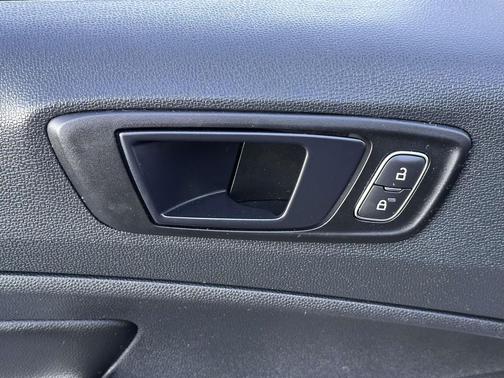 Moondust Silver Metallic 2021 Ford EcoSport SES