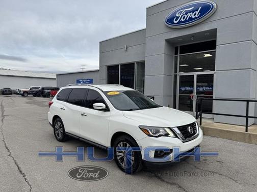2019 Nissan Pathfinder SV