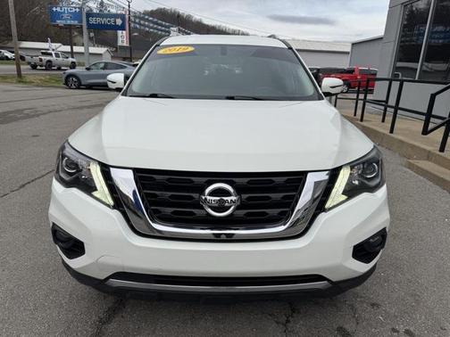 2019 Nissan Pathfinder SV