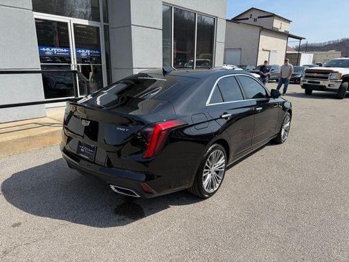 2024 Cadillac CT4 Premium Luxury