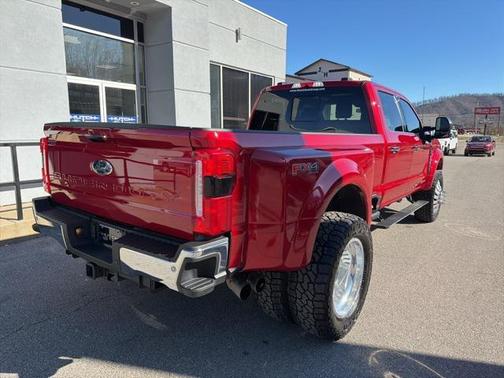 2024 Ford F-450 Lariat
