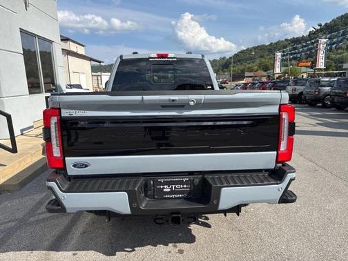 2026 Ford F-250 Platinum