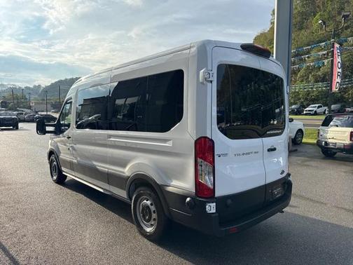 2025 Ford Transit-350 XL