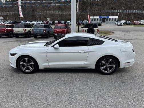 2015 Ford Mustang V6