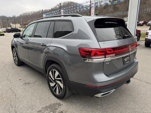2024 Volkswagen Atlas 2.0T SE w/Technology 4MOTION
