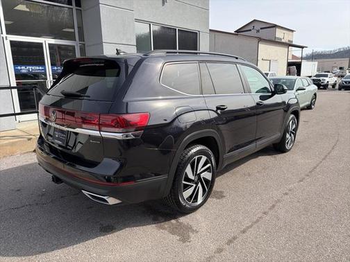 2025 Volkswagen Atlas 2.0T SE w/Technology 4MOTION