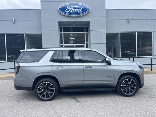 2025 Chevrolet Tahoe 4WD RST