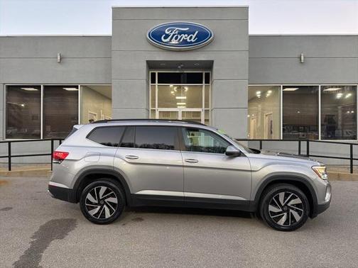 2024 Volkswagen Atlas 2.0T SE w/Technology 4MOTION