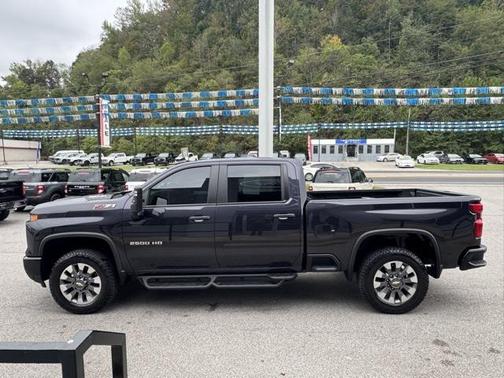 2024 Chevrolet Silverado 2500 Custom