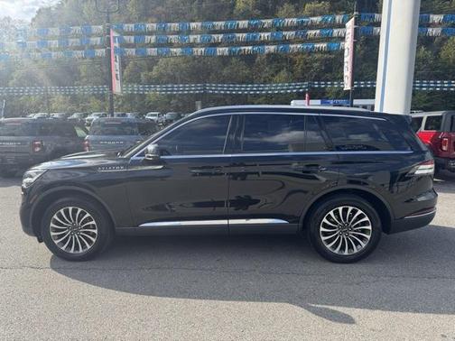 2022 Lincoln Aviator Reserve AWD