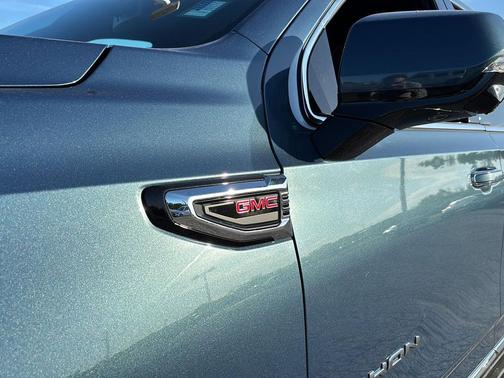 Downpour Metallic 2026 GMC Yukon 4WD Elevation