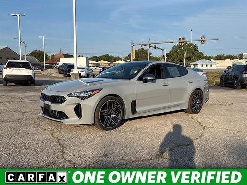2023 Kia Stinger GT2