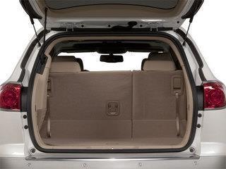 White Diamond Tricoat 2010 Buick Enclave 1XL