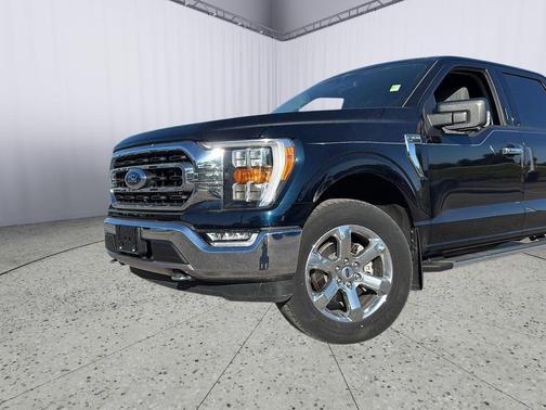 Antimatter Blue Metallic 2021 Ford F-150 XLT