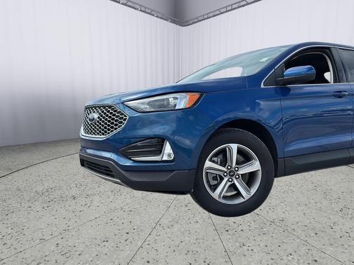 Atlas Blue Metallic 2023 Ford Edge SEL