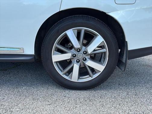 2014 Nissan Pathfinder Platinum