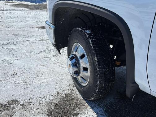 2026 Chevrolet Silverado 3500 LT