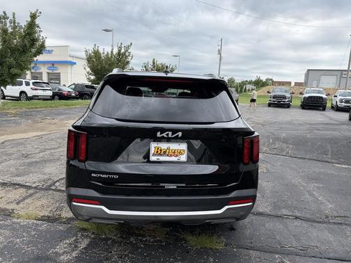 2024 Kia Sorento S