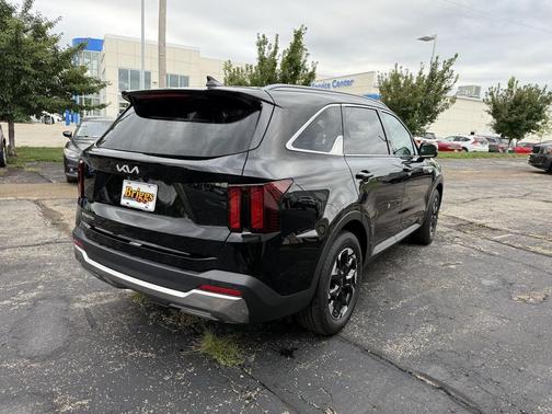 2024 Kia Sorento S