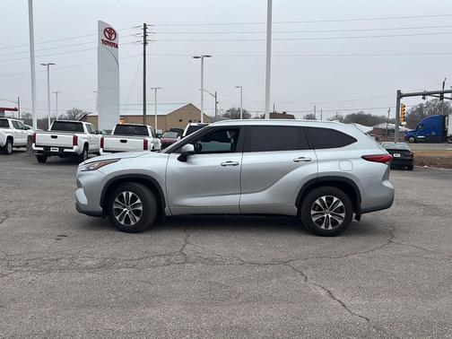 2020 Toyota Highlander XLE