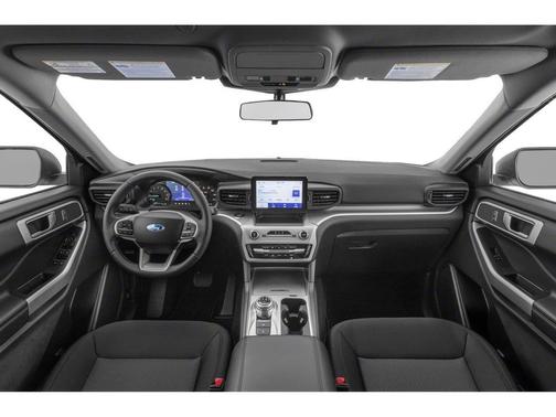Iconic Silver Metallic 2023 Ford Explorer XLT