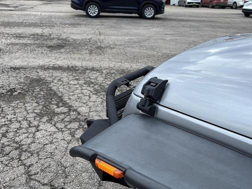 Billet Silver Metallic Clearcoat 2015 Jeep Wrangler Unlimited Sport