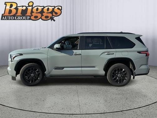 2024 Toyota Sequoia Platinum