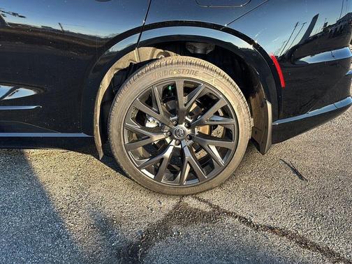 2025 Toyota Crown Signia Limited