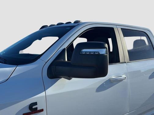 2024 RAM 3500 Big Horn Crew Cab 4x4 8' Box