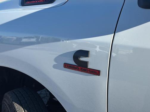 2024 RAM 3500 Big Horn Crew Cab 4x4 8' Box