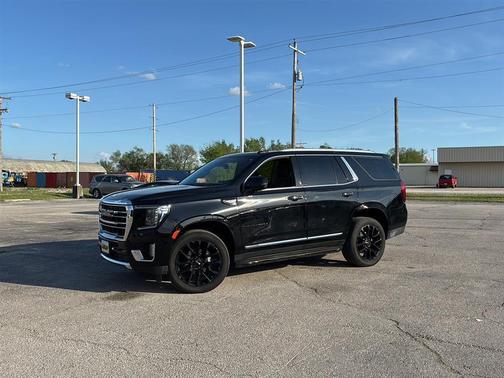 Onyx Black 2023 GMC Yukon SLT