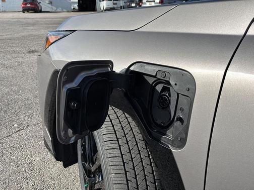 Meteor Shower w/Black Roof 2026 Toyota RAV4 Plug-In Hybrid SE