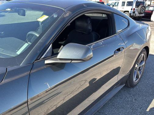 2015 Ford Mustang V6