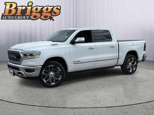 Ivory Tri-Coat Pearl 2019 RAM 1500 Limited