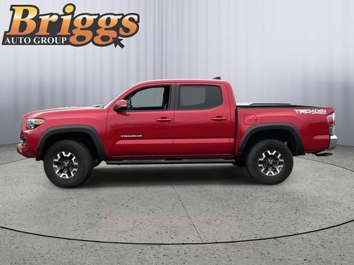 2022 Toyota Tacoma Base