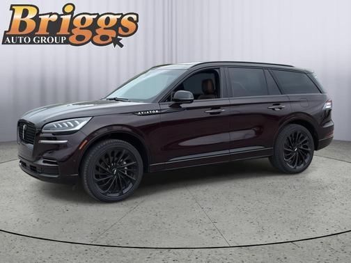 Diamond Red Metallic Tinted Clearcoat 2024 Lincoln Aviator Reserve AWD