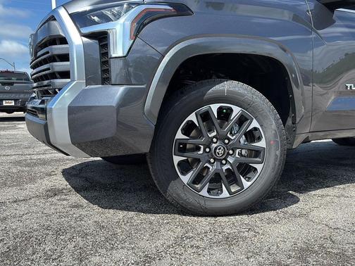 Magnetic Gray Metallic 2026 Toyota Tundra Hybrid Limited