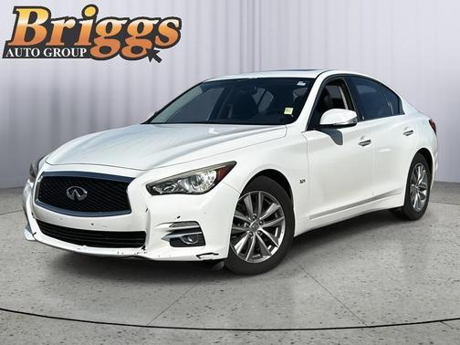 Pure White 2017 INFINITI Q50 3.0T Premium